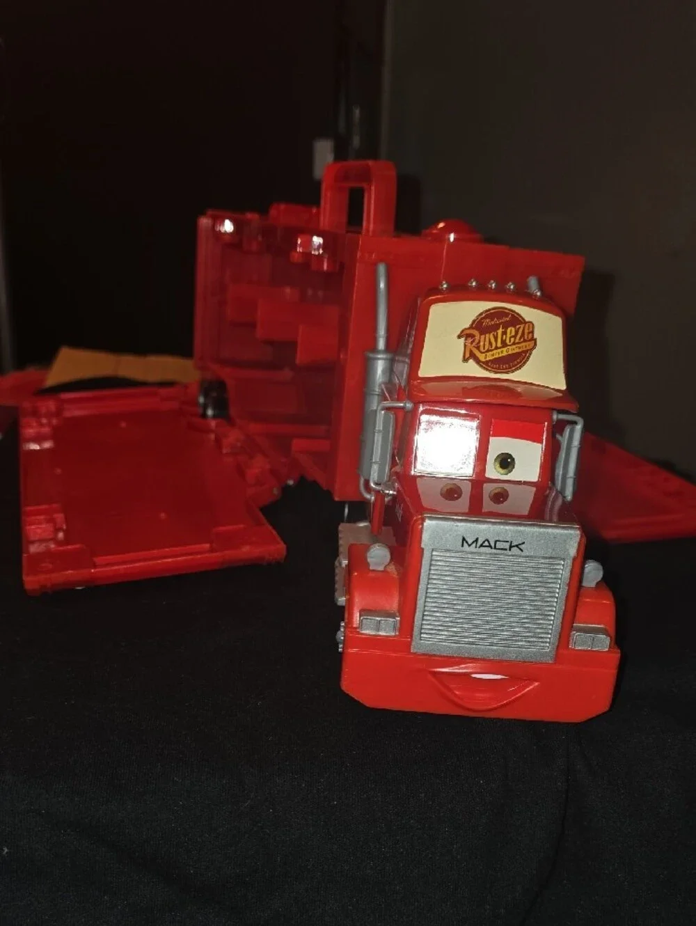 Mattel Red Lightning McQueen Mack Hauler Toy
